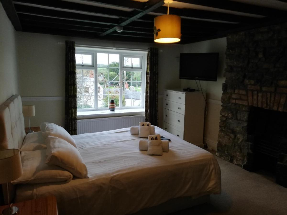 Parsonage Farm Inn Saint Florence Luaran gambar